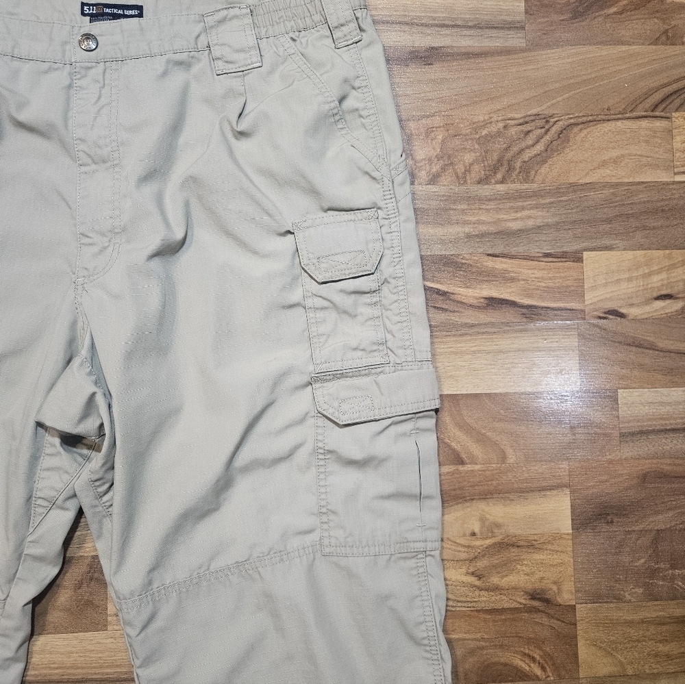5.11 Tactical Cargo Pants Khaki Men’s 42x32 - Picture 5 of 10